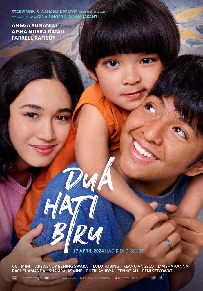 poster dua hati biru